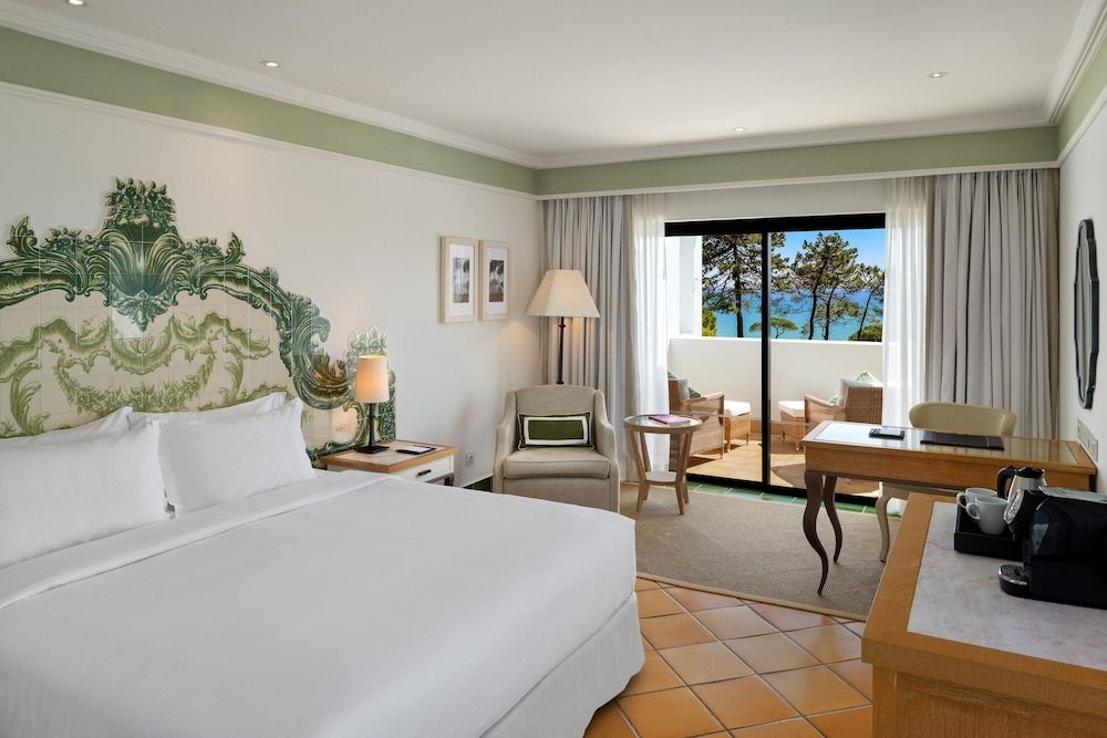 Deluxe Room, 1 Queen Bed, Non Smoking, Ocean View (Balcony)