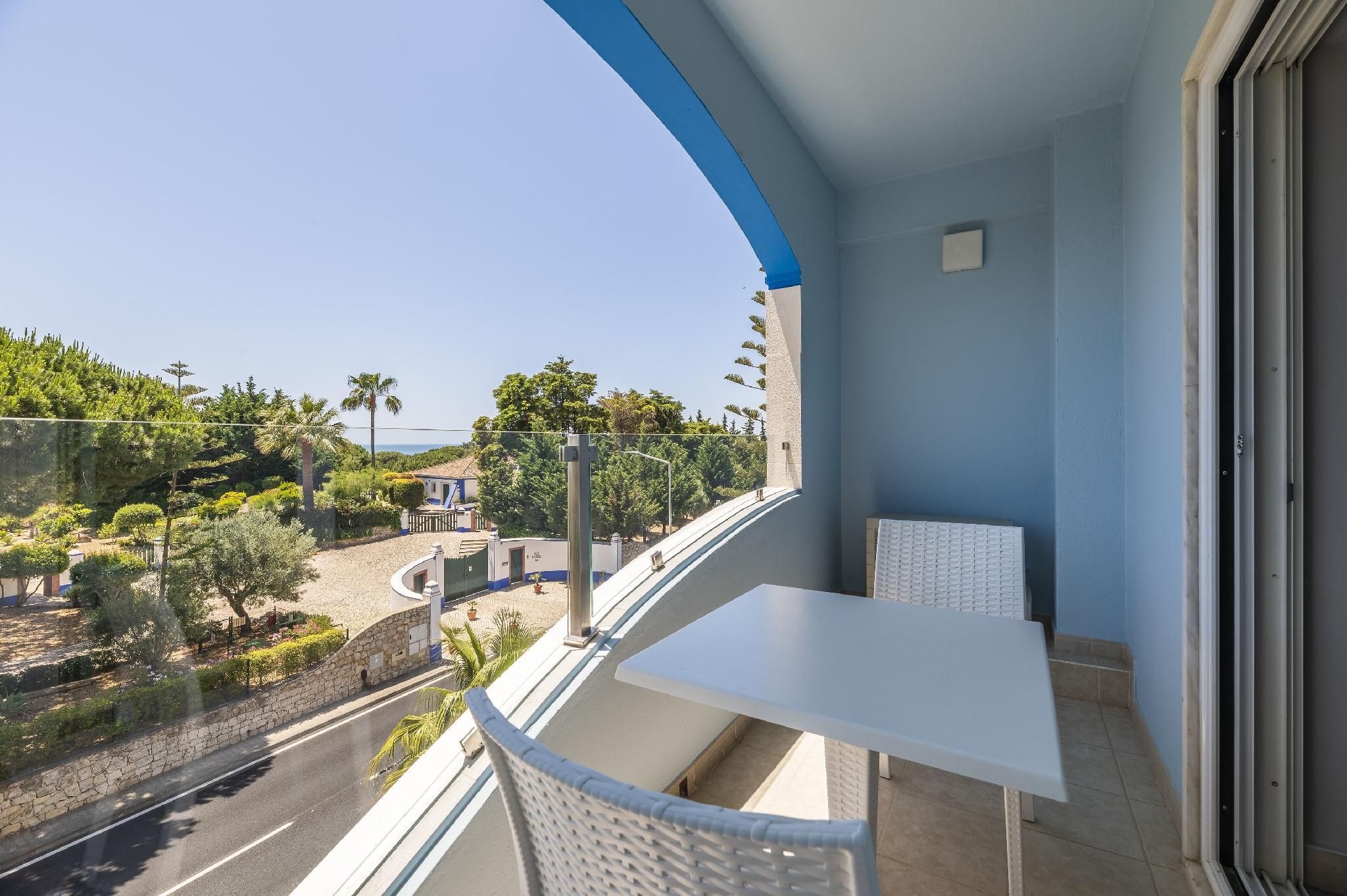 Classic Double or Twin Room with Balcony