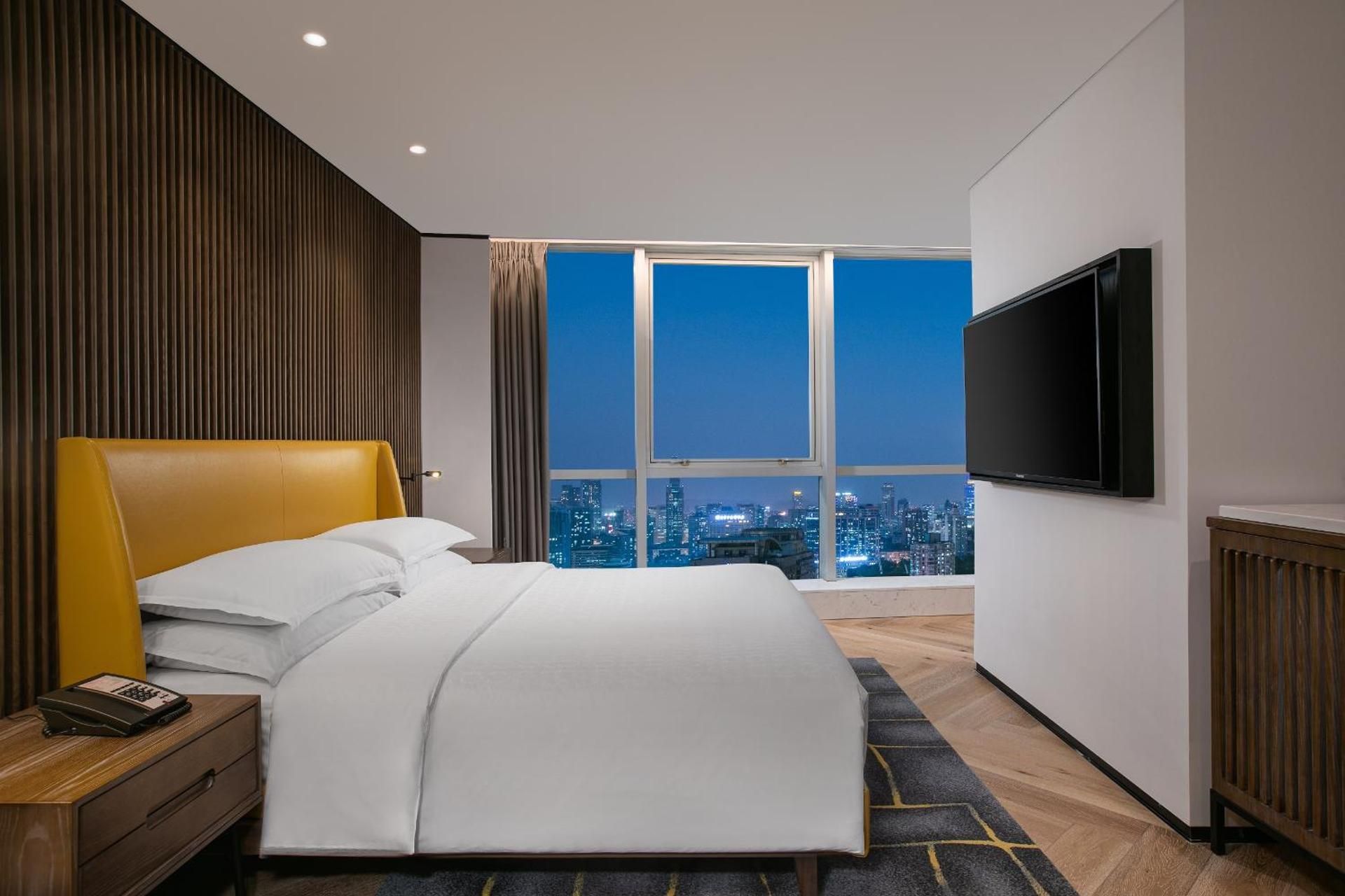 Grand King Room, Guest room, 1 King