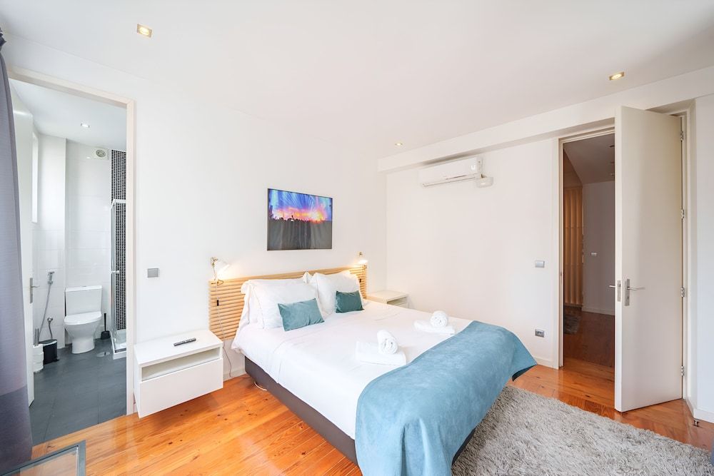 Premium Apartment, 3 Bedrooms, City View (Photo Downtown Flat)