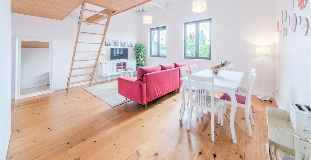 Look At Me - Serviced Lofts & Studios