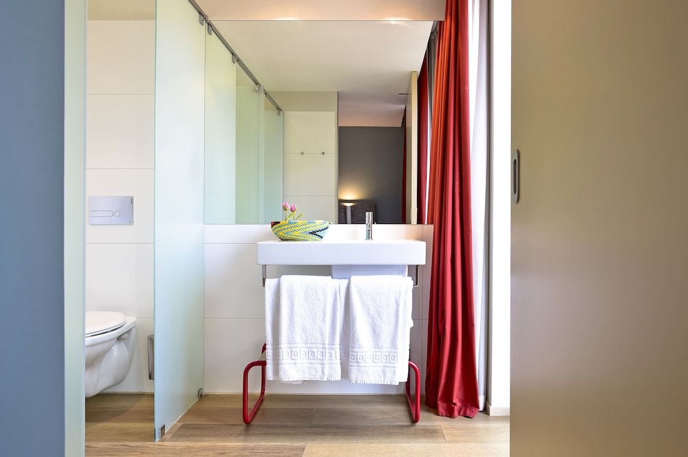 The Editory House Ribeira Porto Hotel Standard Double Room 3
