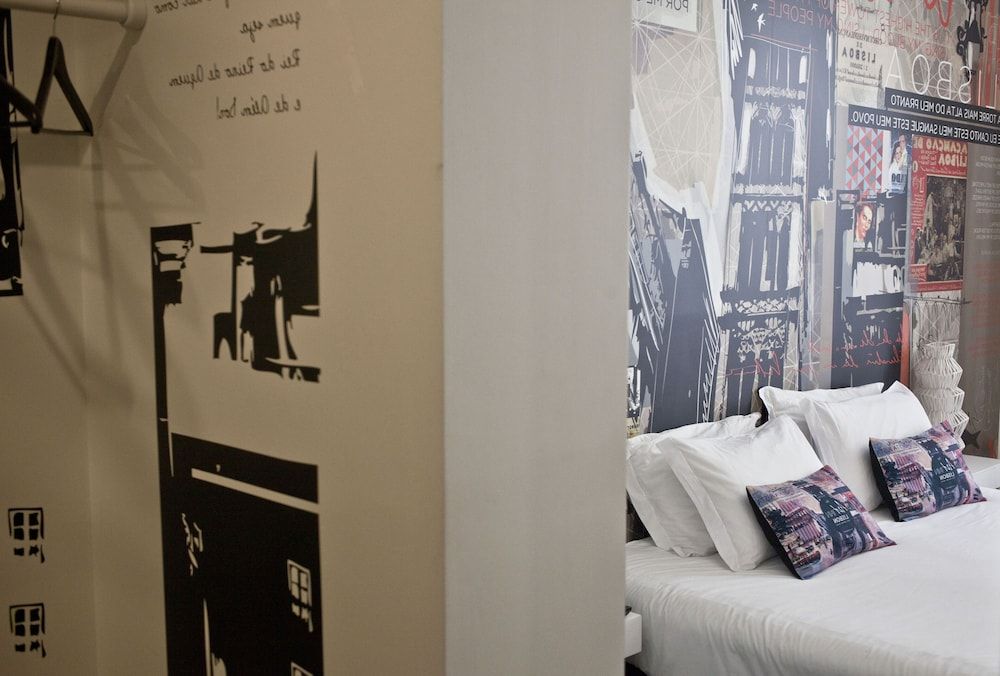 The ART INN Lisbon Double Room, Private Bathroom 13