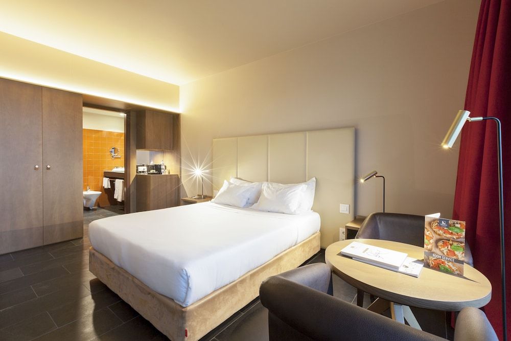 Douro Palace Hotel Resort and Spa Double Room, Garden View 3