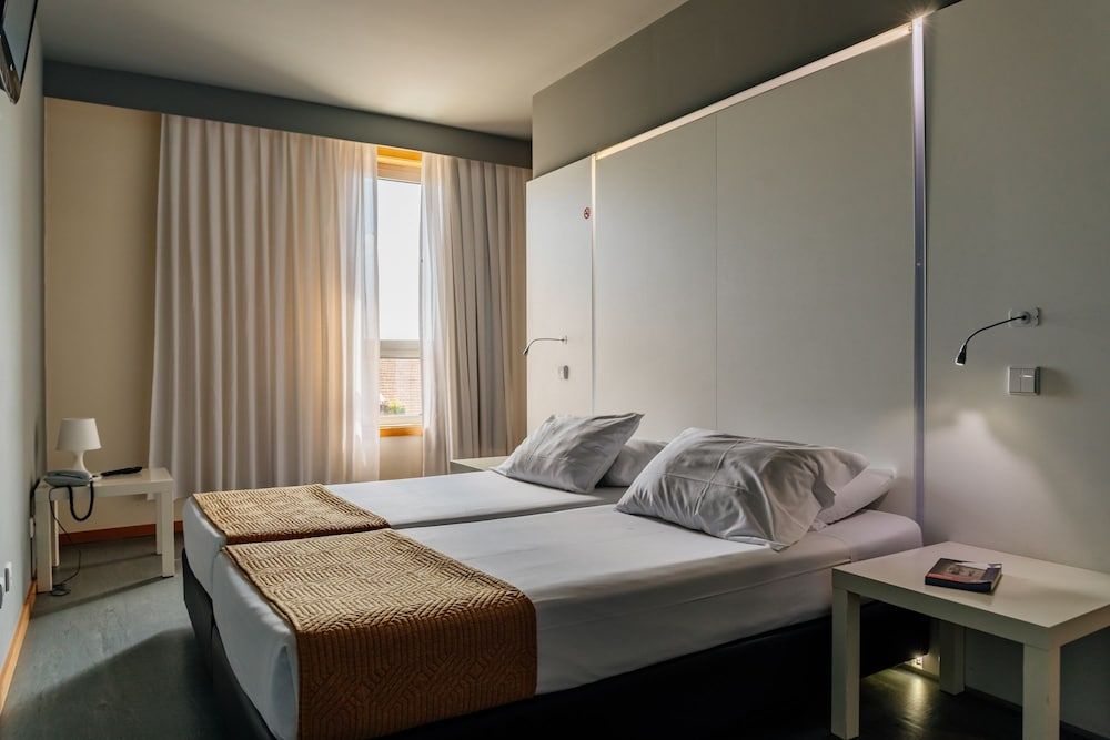 Basic Braga by Axis Standard Twin Room 3