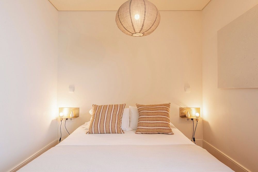 Aparthotel Oporto Alves da Veiga Standard Apartment, 1 Bedroom, Pool View 3