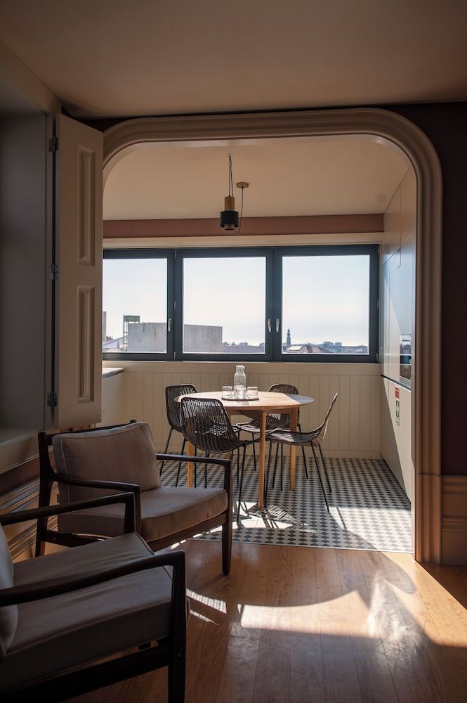 Aparthotel Oporto Alves da Veiga Standard Apartment, 1 Bedroom, Pool View 5