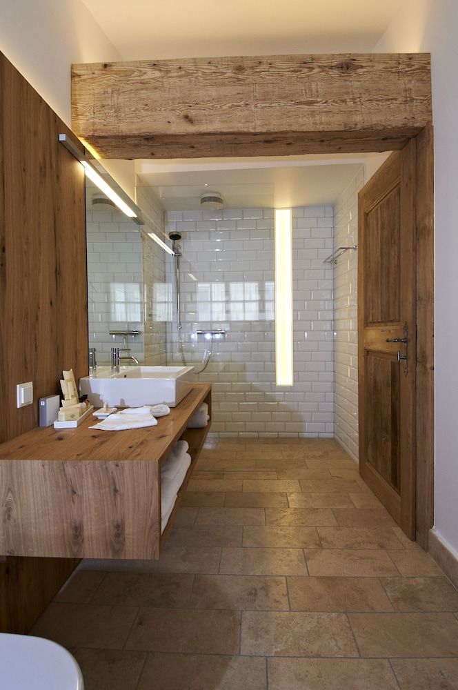 Hotel Landhaus Moserhof Standard Double Room, Private Bathroom 5