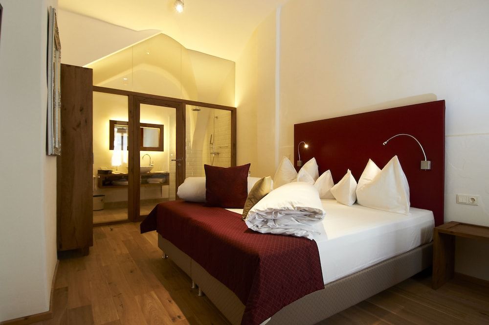 Hotel Landhaus Moserhof Standard Double Room, Private Bathroom 3