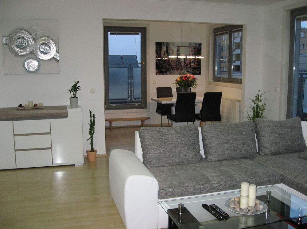 undefined Panorama Apartment Vienna 7