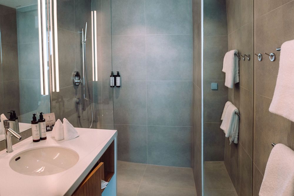 LOISIUM Wine & Spa Hotel Langenlois Superior Double Room 5