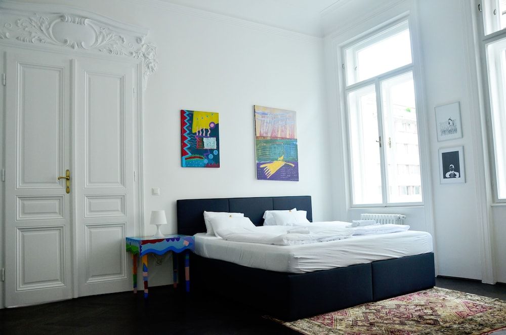 undefined Soho Apartments - Grand Soho 7