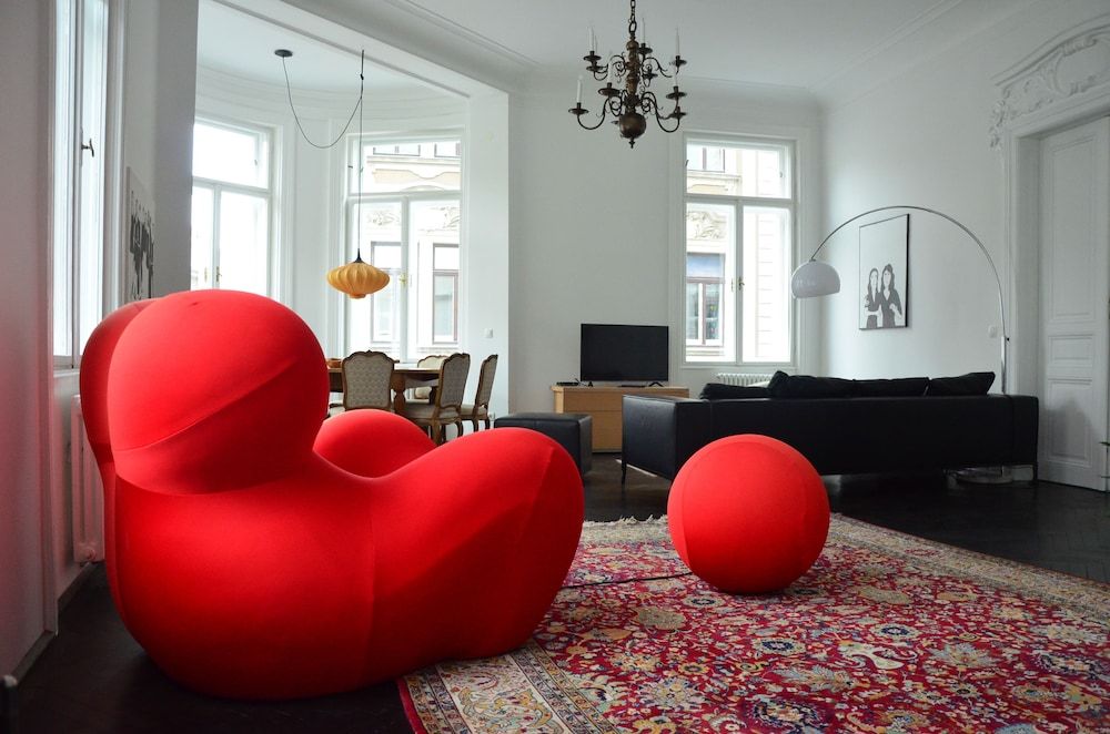 undefined Soho Apartments - Grand Soho