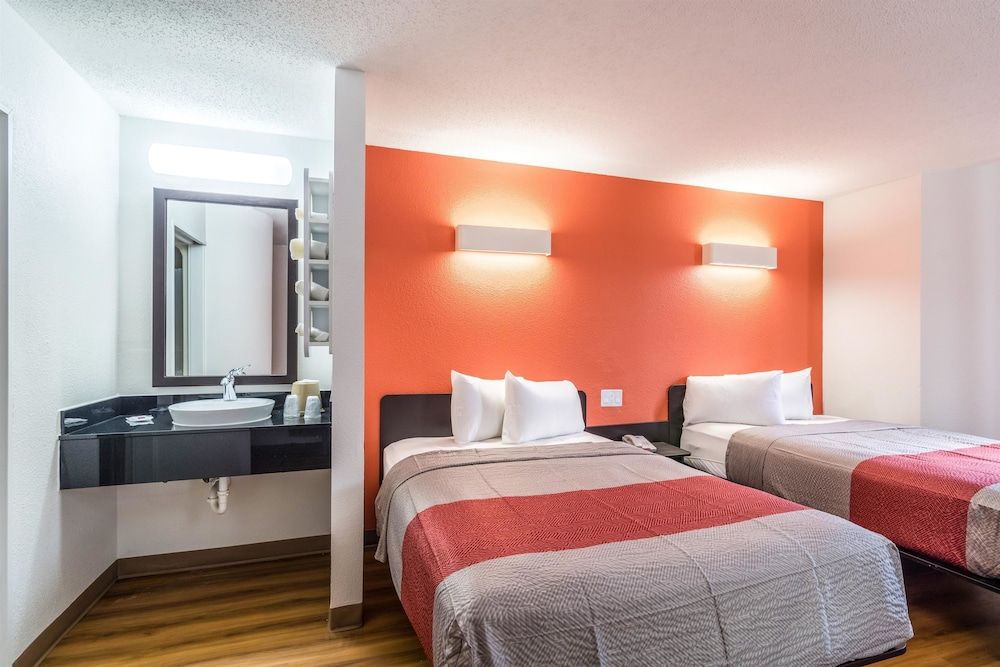 Standard Room, 2 Double Beds, Non Smoking