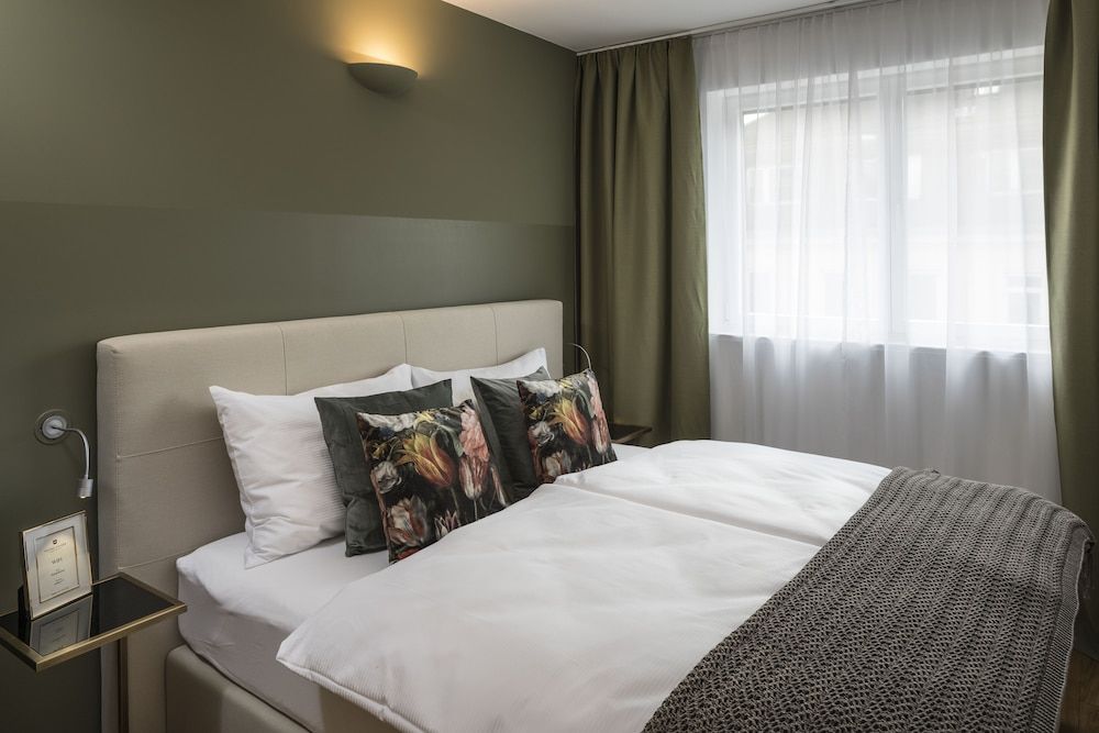 Rafael Kaiser - Premium Apartments City Centre Premium Apartment, 2 Bedrooms, City View, Executive Level (incl. 39€ cleaning fee)