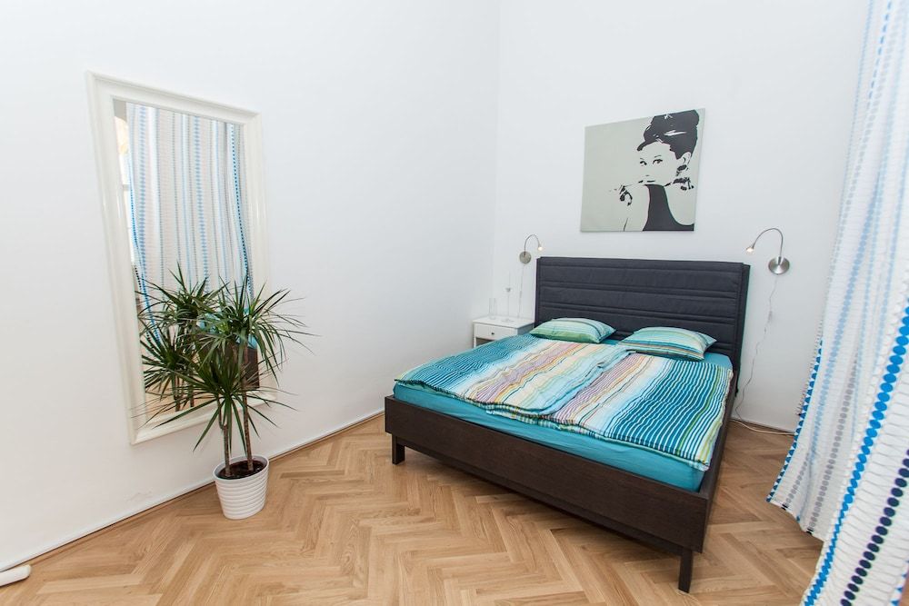 undefined Vienna Hotspot - Staatsoper 10