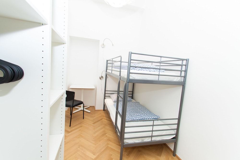 Vienna Hotspot - Staatsoper Comfort Apartment, 2 Bedrooms (TOP 8 C) 9