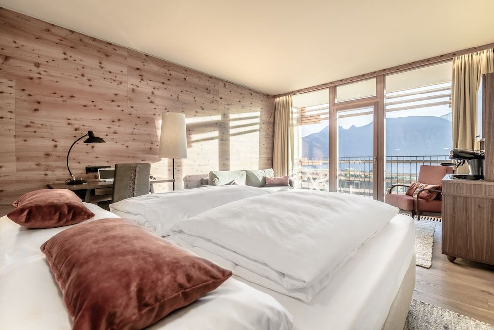 Double Room (Casual)