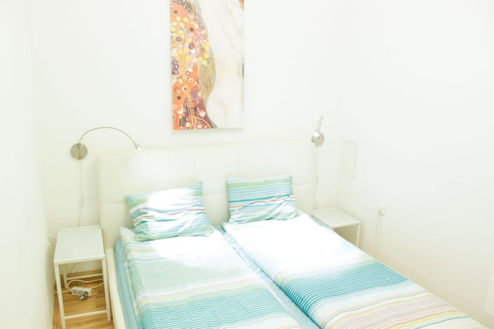 undefined Vienna Hotspot - Museum 8