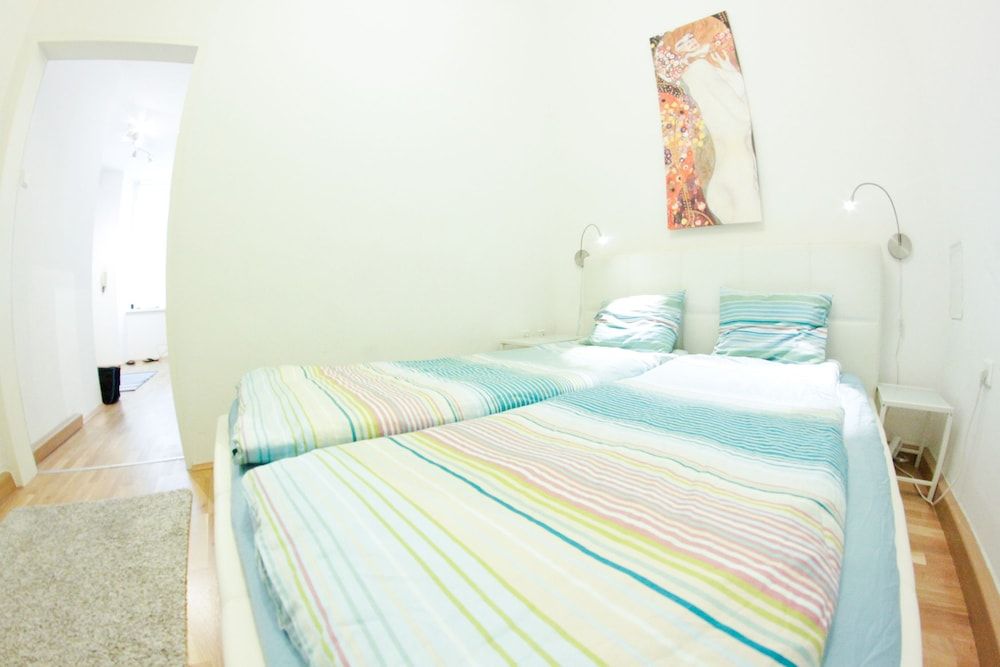 undefined Vienna Hotspot - Museum 10