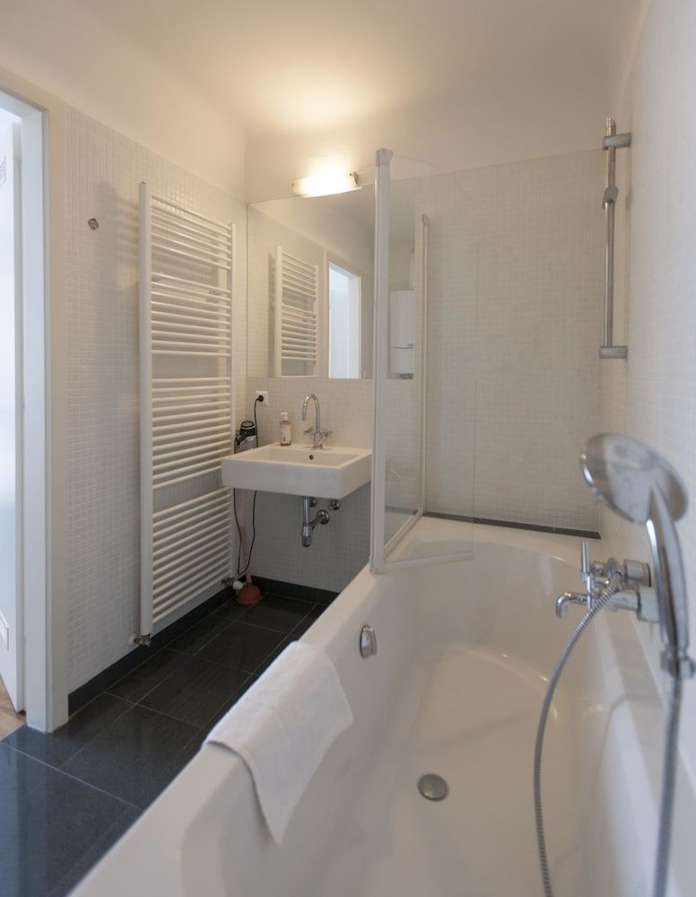 Heart of Vienna Residence Comfort Apartment, 1 Bedroom, Kitchen 7