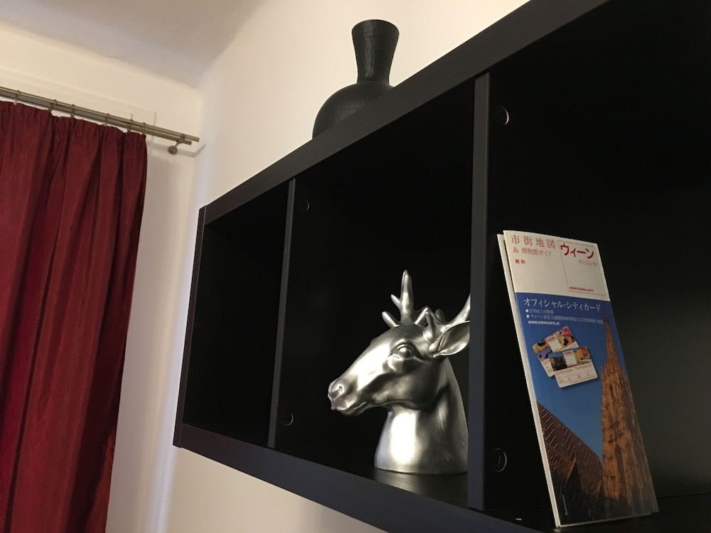 Heart of Vienna Homes Luxury Apartment, 2 Bedrooms, 2 Bathrooms 27