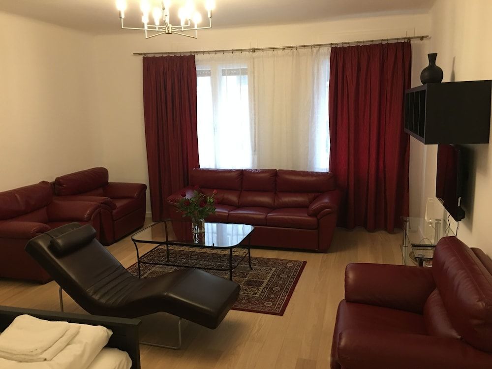 Heart of Vienna Homes Comfort Studio, 1 King Bed, Kitchen 12