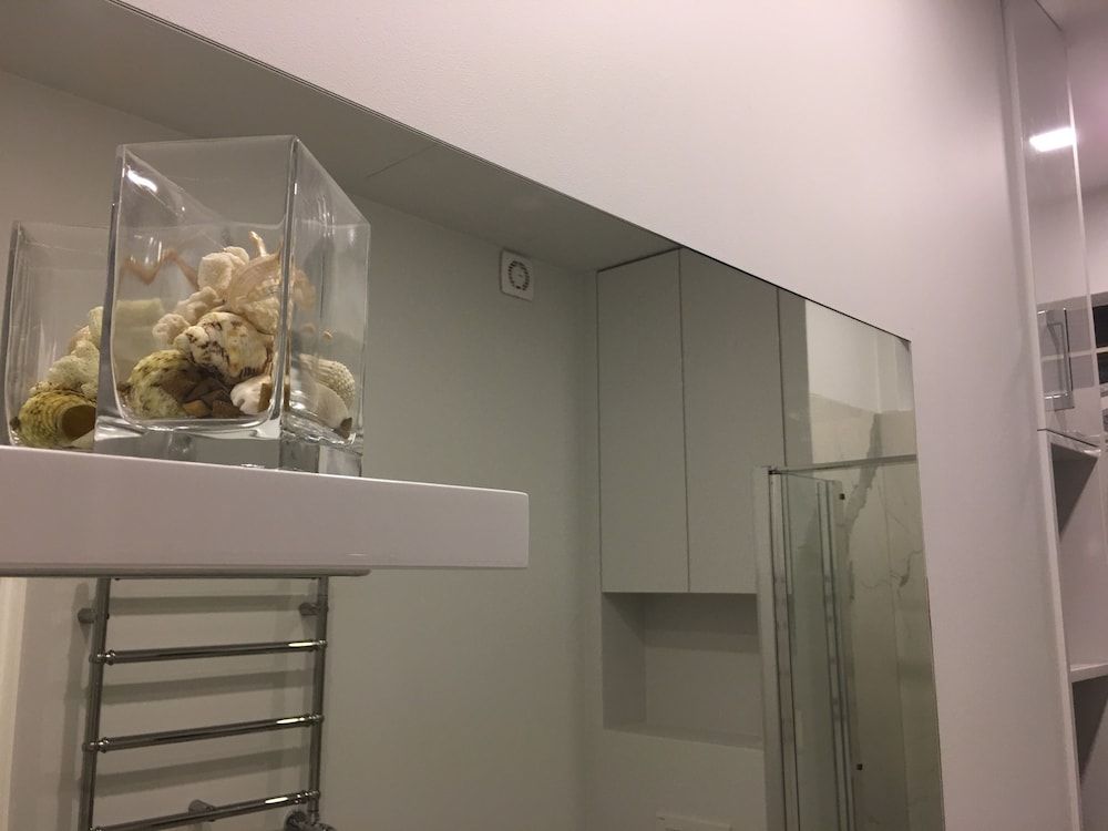 Heart of Vienna Homes Luxury Apartment, 2 Bedrooms, 2 Bathrooms 29