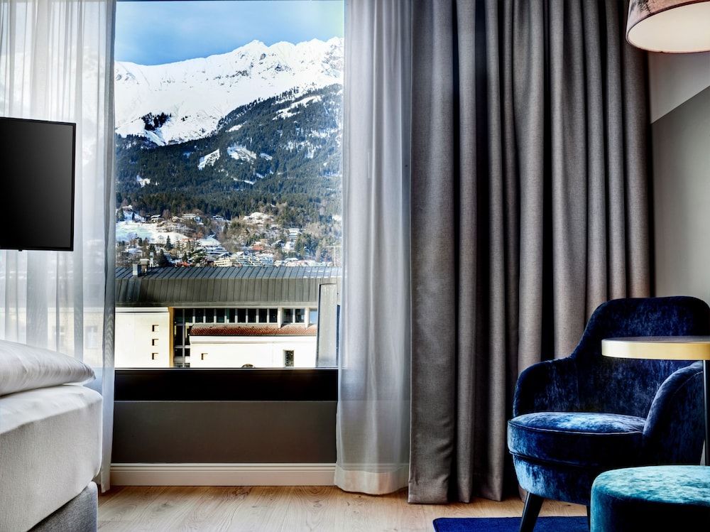 undefined Stage 12 Hotel by Penz 2