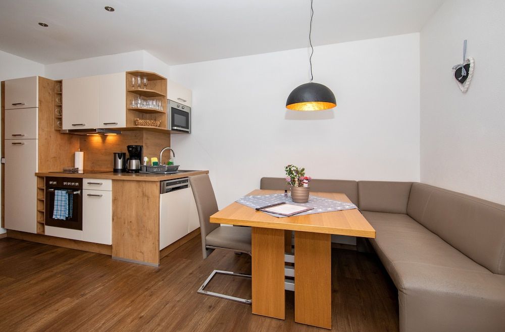 Living Schönwies Apartment, 2 Bedrooms, Balcony (exkl. Final cleaning and city tax) 21