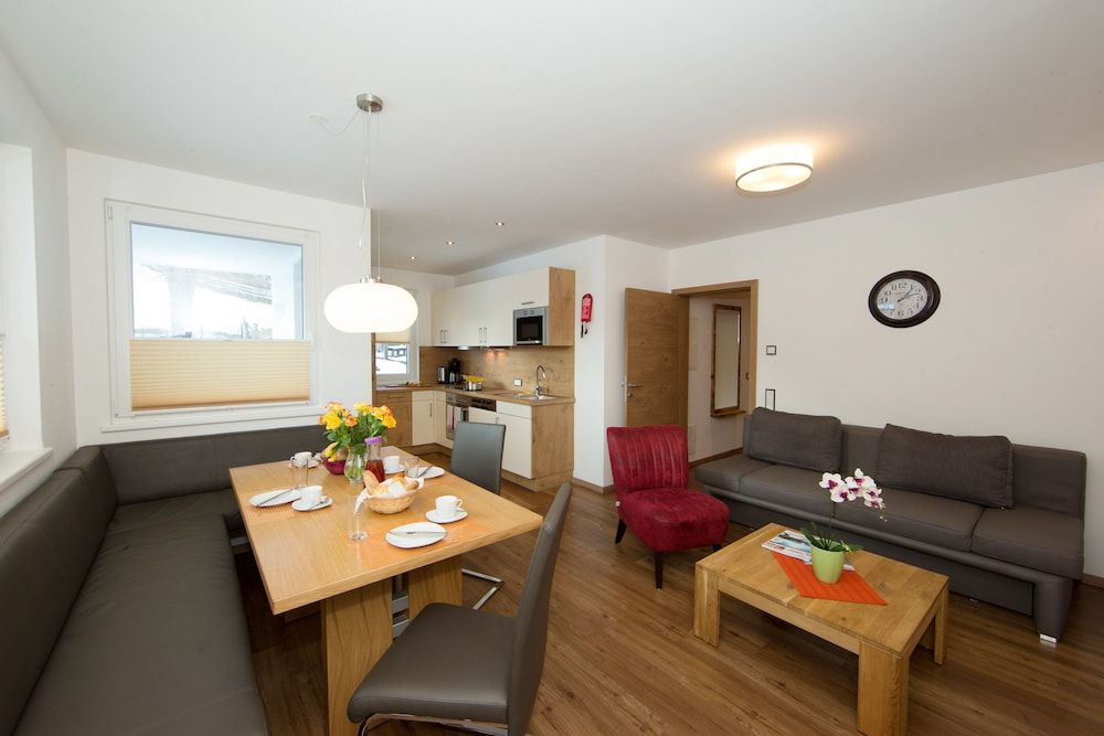 Living Schönwies Apartment, 2 Bedrooms, Balcony (exkl. Final cleaning and city tax) 28