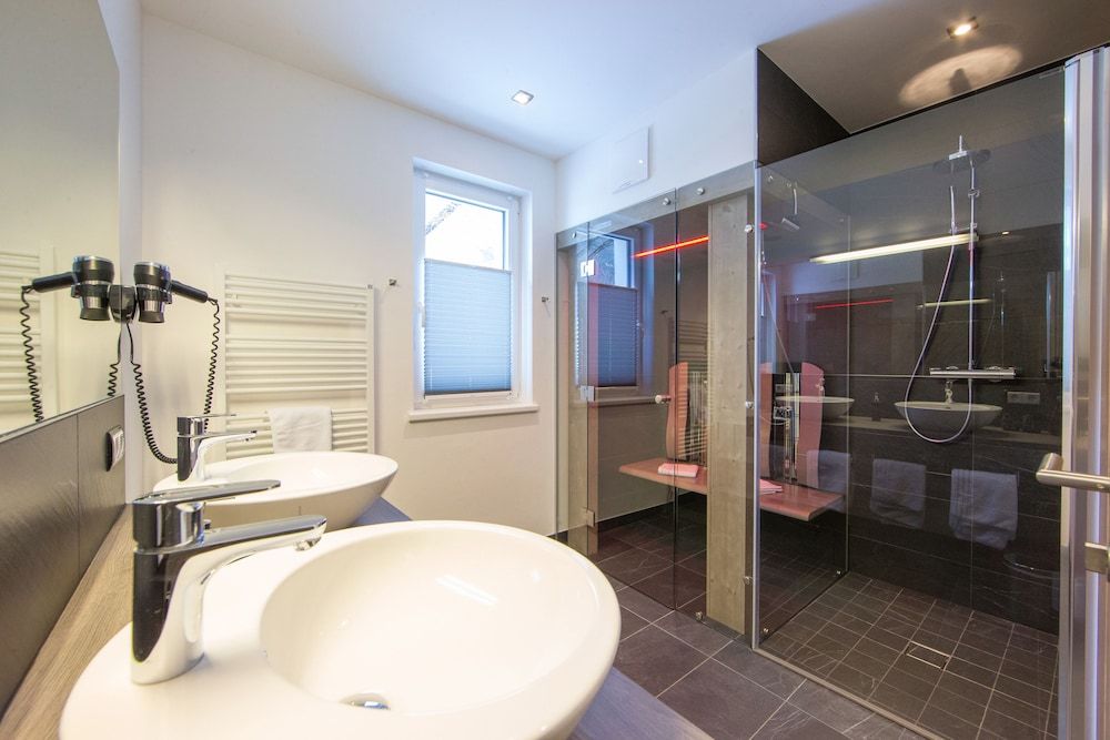 Living Schönwies Apartment, 2 Bedrooms, Balcony (exkl. Final cleaning and city tax) 16