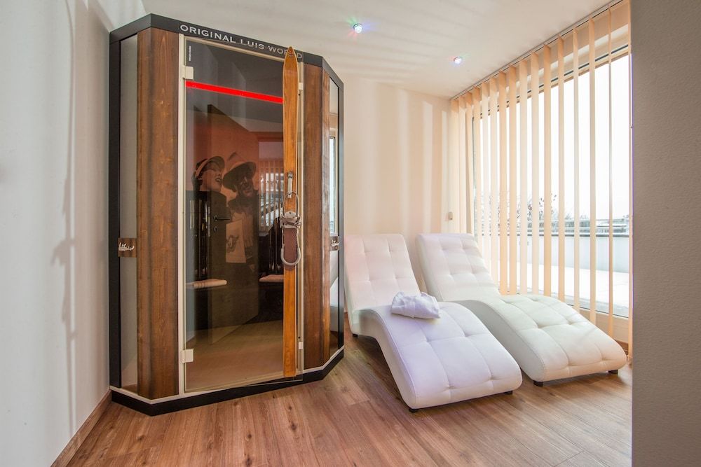 Living Schönwies Penthouse, 3 Bedrooms with terrace 130m² (exkl. Final cleaning and city tax) 3