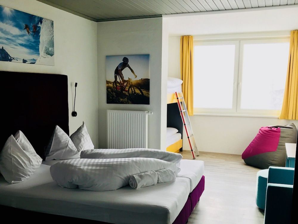 Standard Quadruple Room