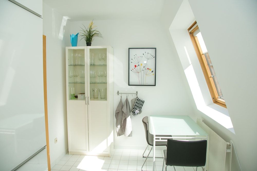 Vienna Hotspot - Rathaus Nähe Deluxe Penthouse, 3 Bedrooms, Terrace (TOP 28) 11