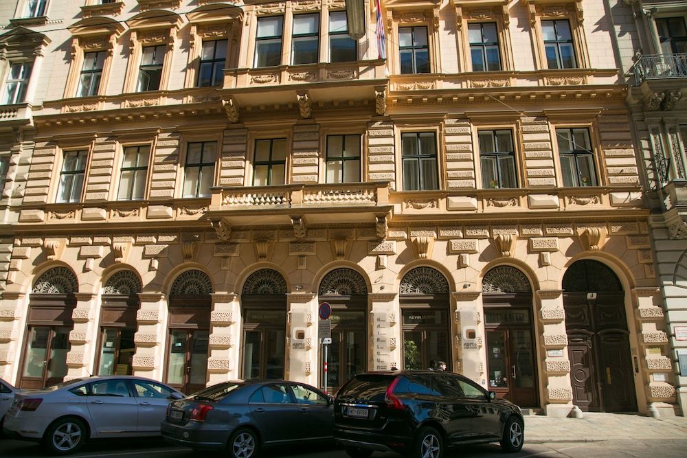 undefined Vienna Hotspot - Rathaus Nähe 2