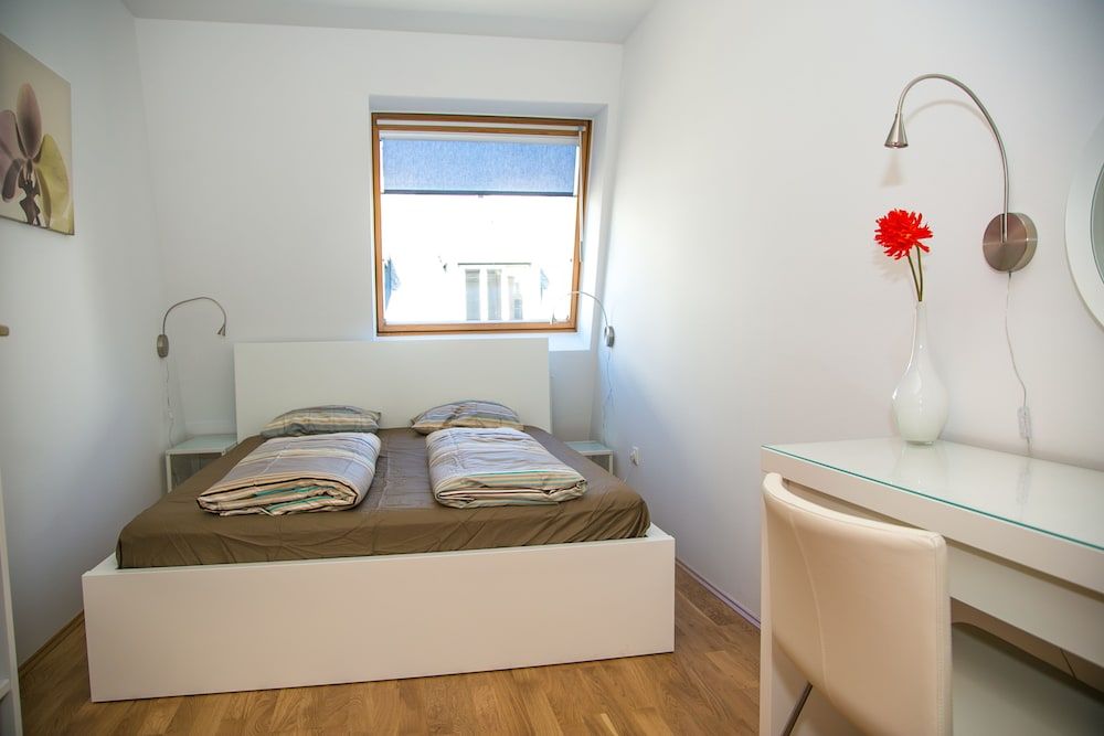 Vienna Hotspot - Rathaus Nähe Deluxe Penthouse, 3 Bedrooms, Terrace (TOP 28) 10