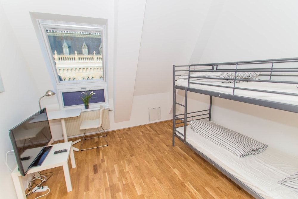 undefined Vienna Hotspot - Rathaus Nähe 6