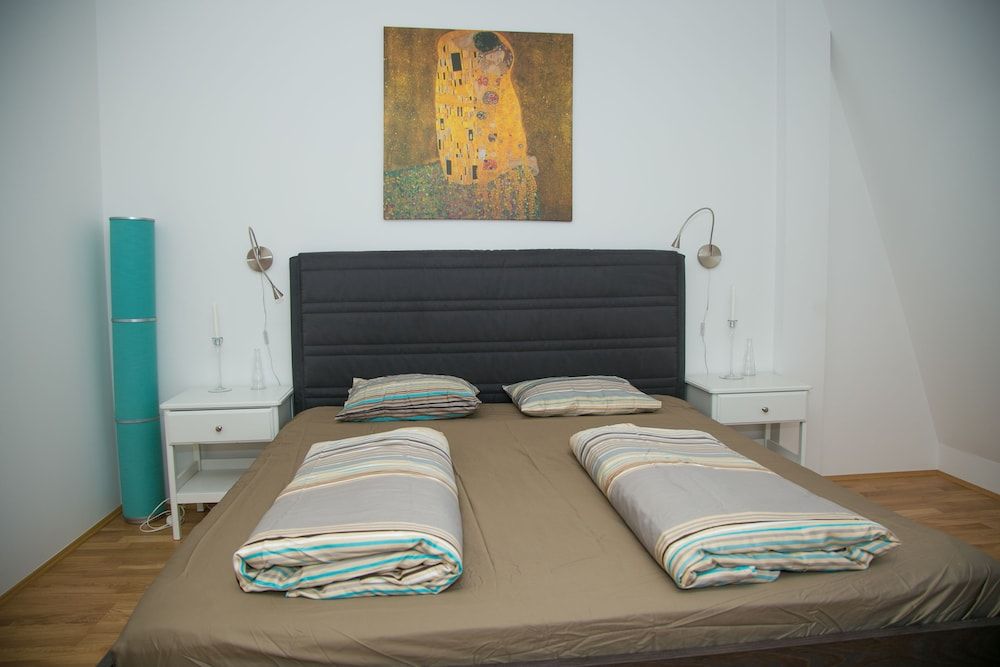 undefined Vienna Hotspot - Rathaus Nähe 10