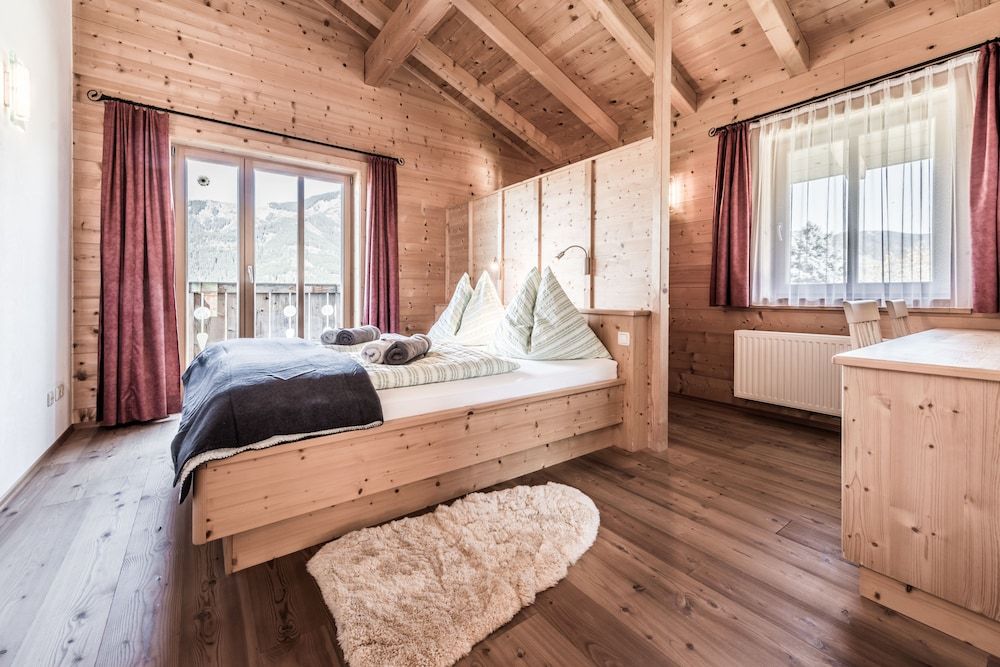 Deluxe Chalet, Mountain View (Großglockner - 8 People)