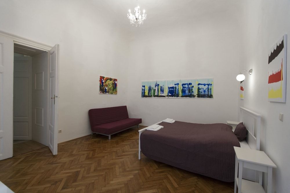 Heart of Vienna Luxury Residence Luxury Apartment, 2 Bedrooms, Kitchen (including 70 € cleaning fee) 11