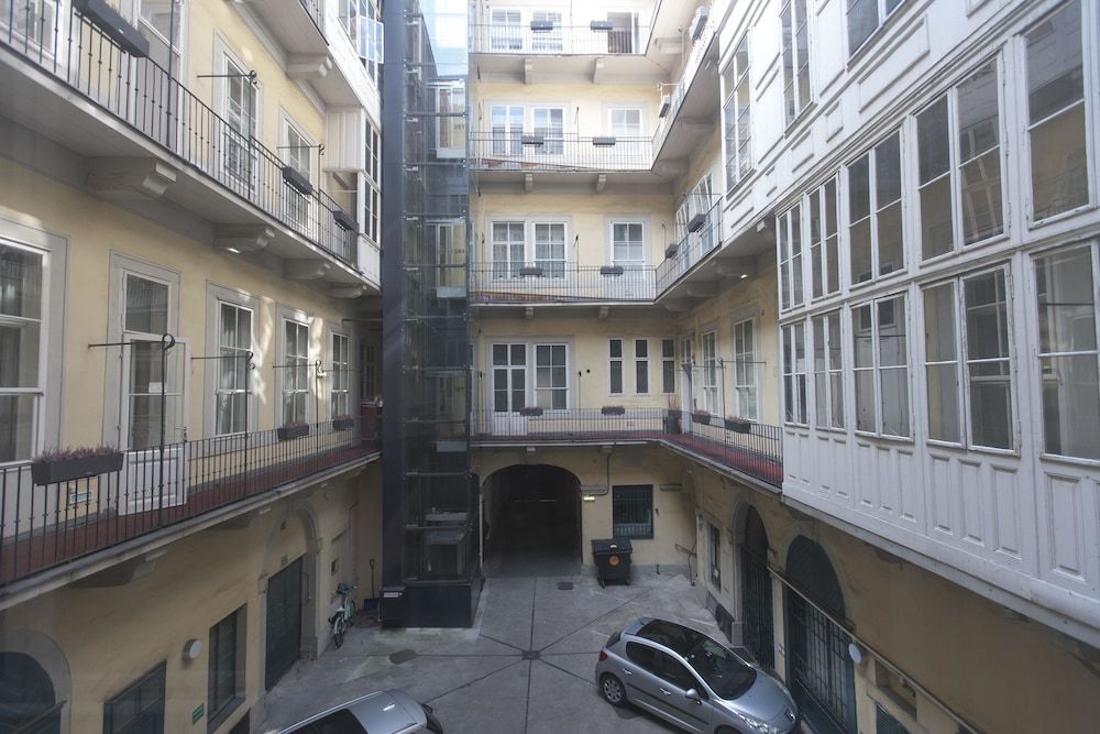 undefined Heart of Vienna Luxury Residence 6