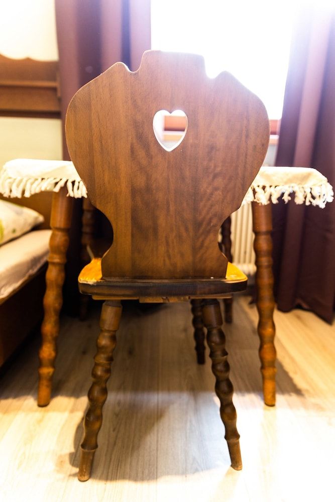 Metzgerwirt VIEH HELI Standard Single Room 10