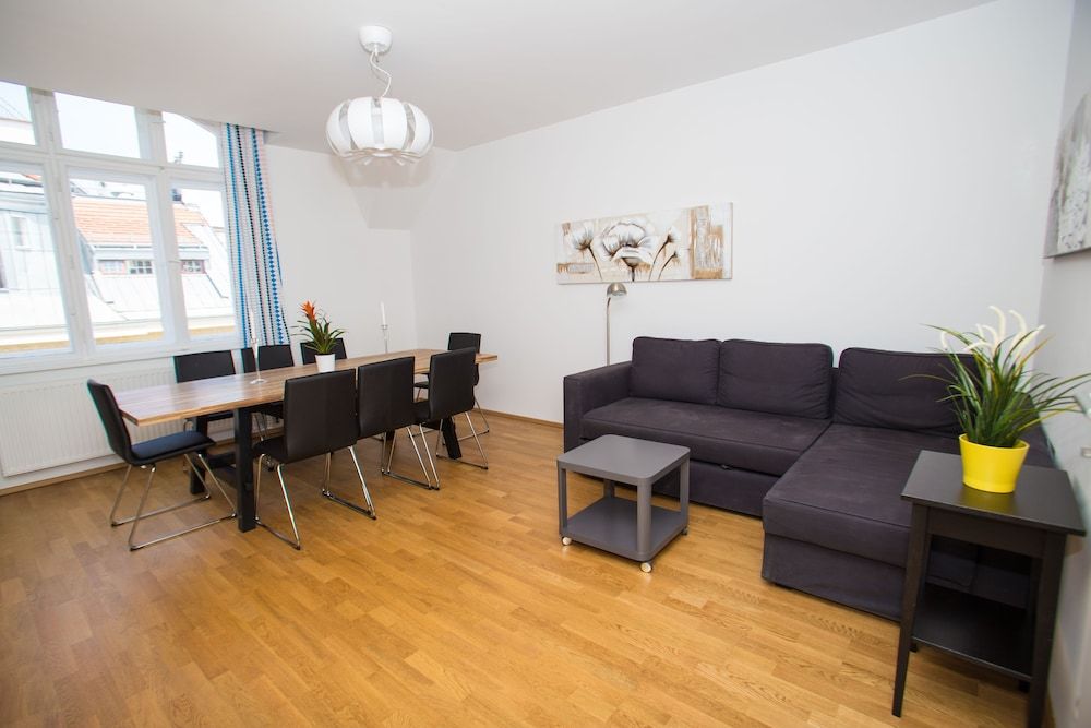 Vienna Hotspot - Wien Mitte Deluxe Apartment, 3 Bedrooms, Terrace (TOP 12) 2