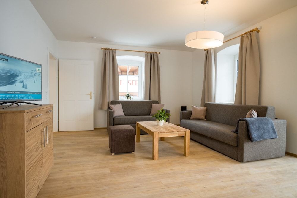 Central Lake View Suites Villa Julia by we rent Luxury Apartment, 2 Bedrooms 8