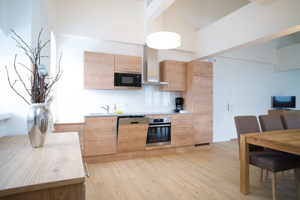 Central Lake View Suites Villa Julia by we rent Deluxe Penthouse, 2 Bedrooms 4