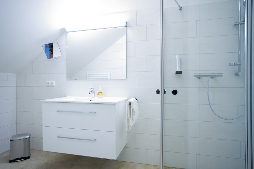 Central Lake View Suites Villa Julia by we rent Deluxe Penthouse, 2 Bedrooms 12