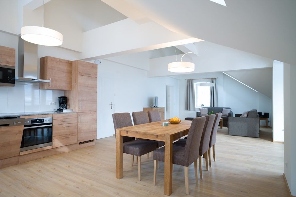 Central Lake View Suites Villa Julia by we rent Deluxe Penthouse, 2 Bedrooms 7