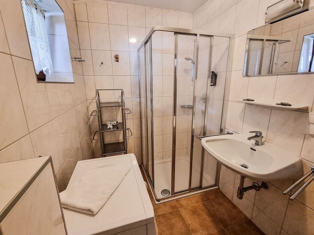 Apartments Bauernhof Birkhöfl by we rent Superior Apartment, 2 Bedrooms 12