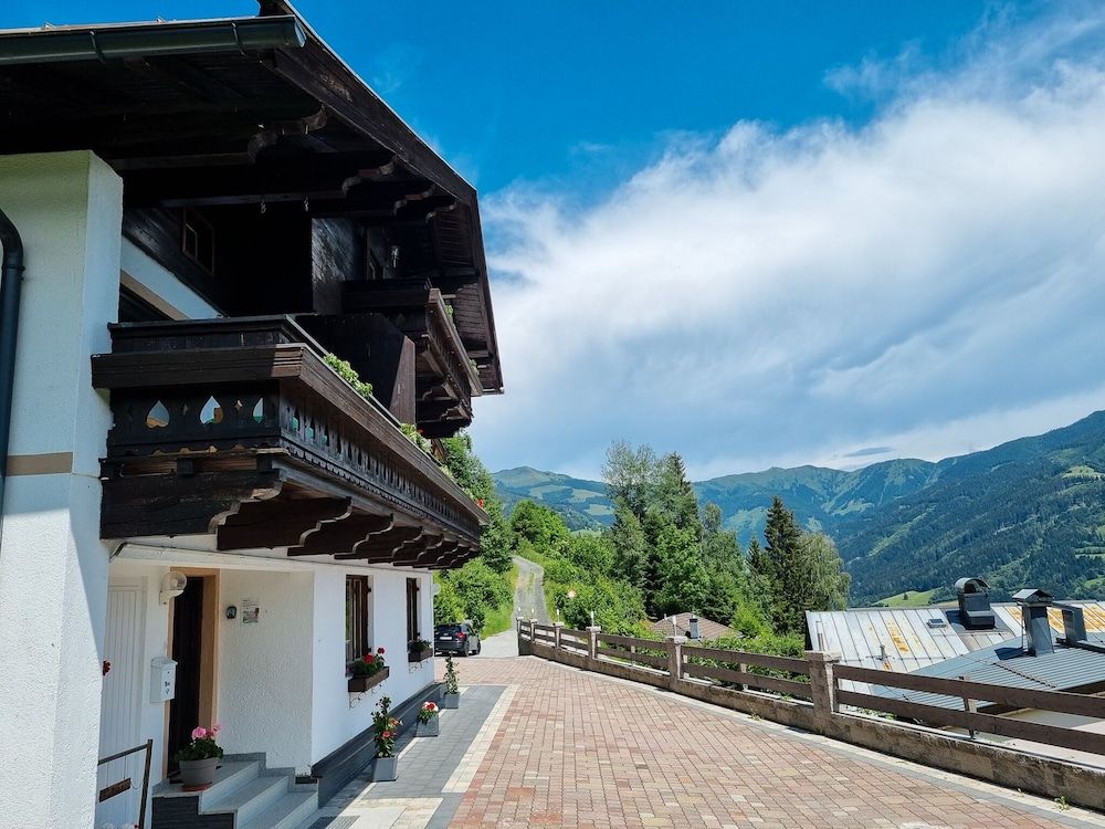 undefined Apartments Bauernhof Birkhöfl by we rent 5